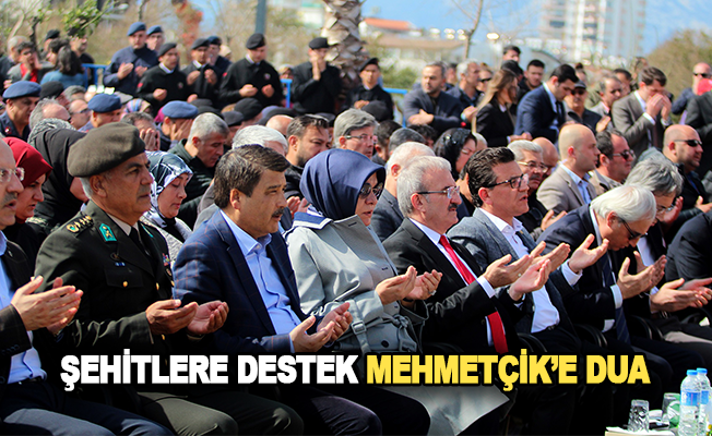 Antalya'da şehitlere dua, Mehmetçik'e destek programı