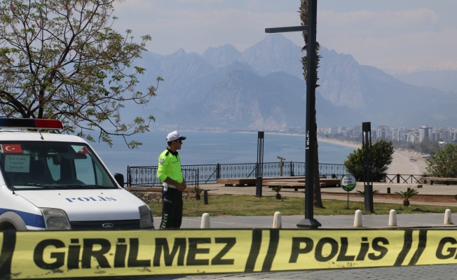 Antalya'da dört günlük kısıtlamada 3 milyon lira ceza kesildi
