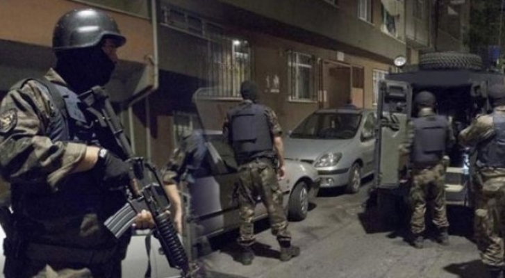 Antalya'da FETÖ/PDY operasyonlarında 3 gözaltı