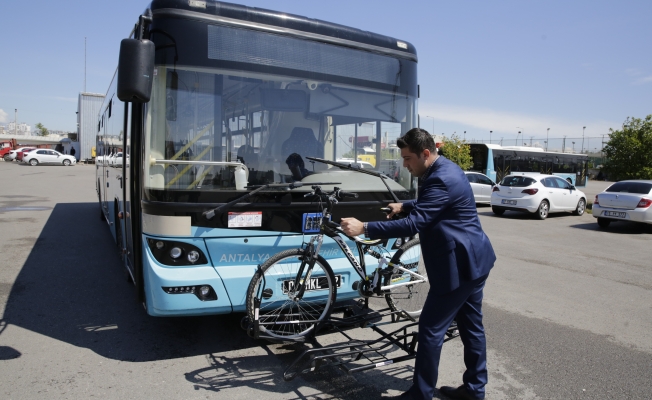 Büyükşehir’den, otobüslere bisiklet taşıma aparatı
